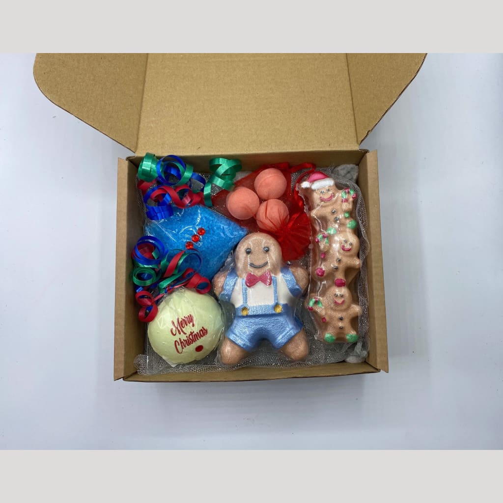 Gingerbread Man Christmas Bath Bomb Gift Set - Christmas 